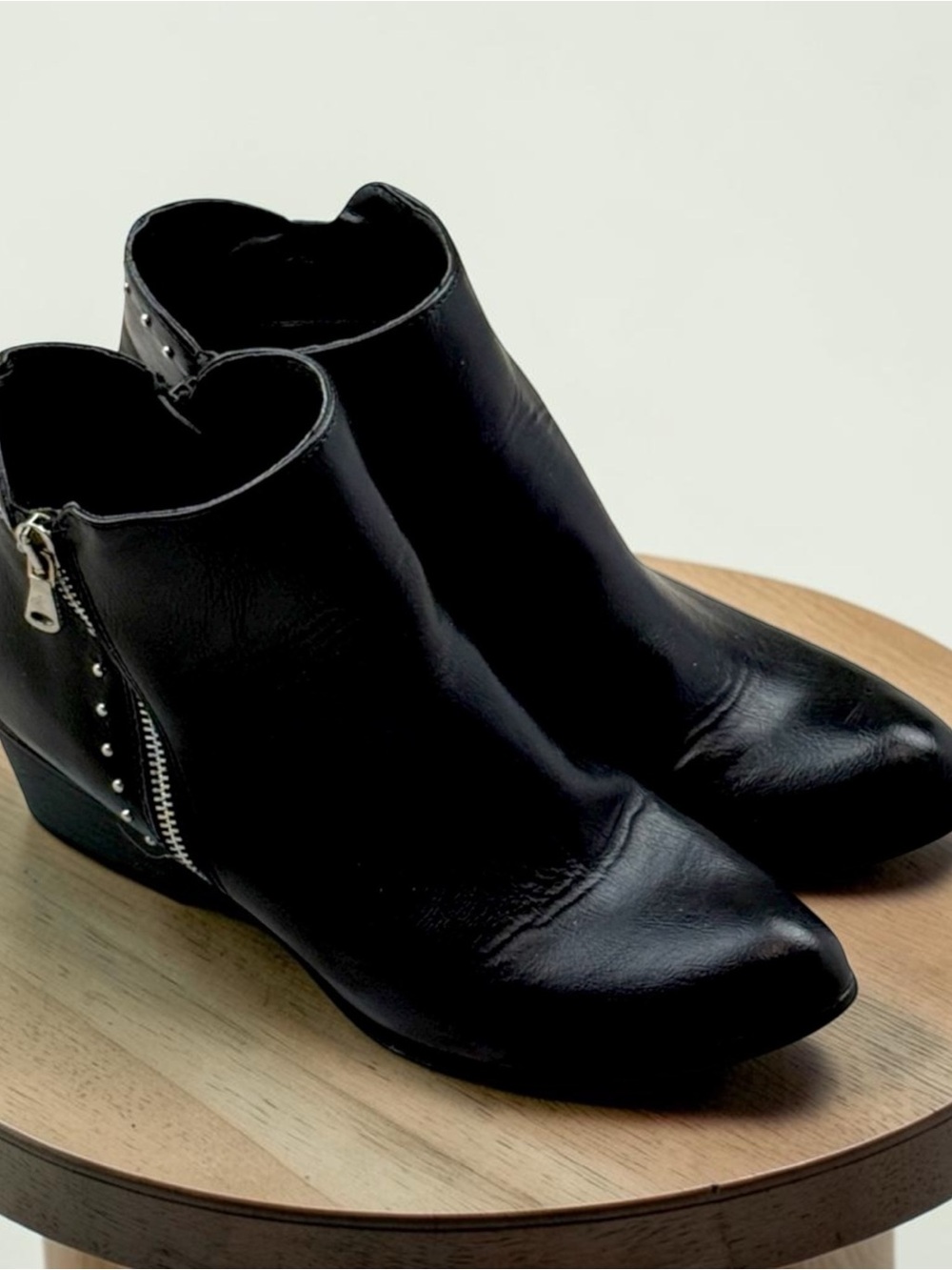 Esprit Topaz Studded Ankle Boots Womens 9M Black Zip Faux Leather